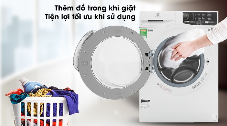 Máy giặt Electrolux Inverter 9 kg EWF9025BQWA - Thêm đồ